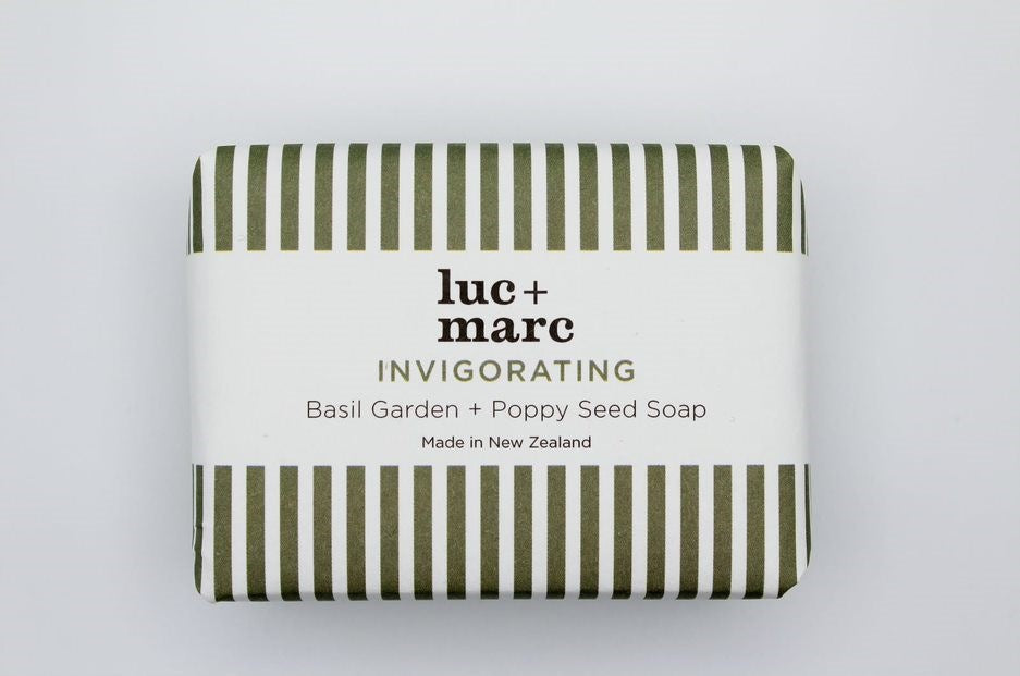 Basil Garden NZ Manukau Honey Poppy Seed Soap Bar
