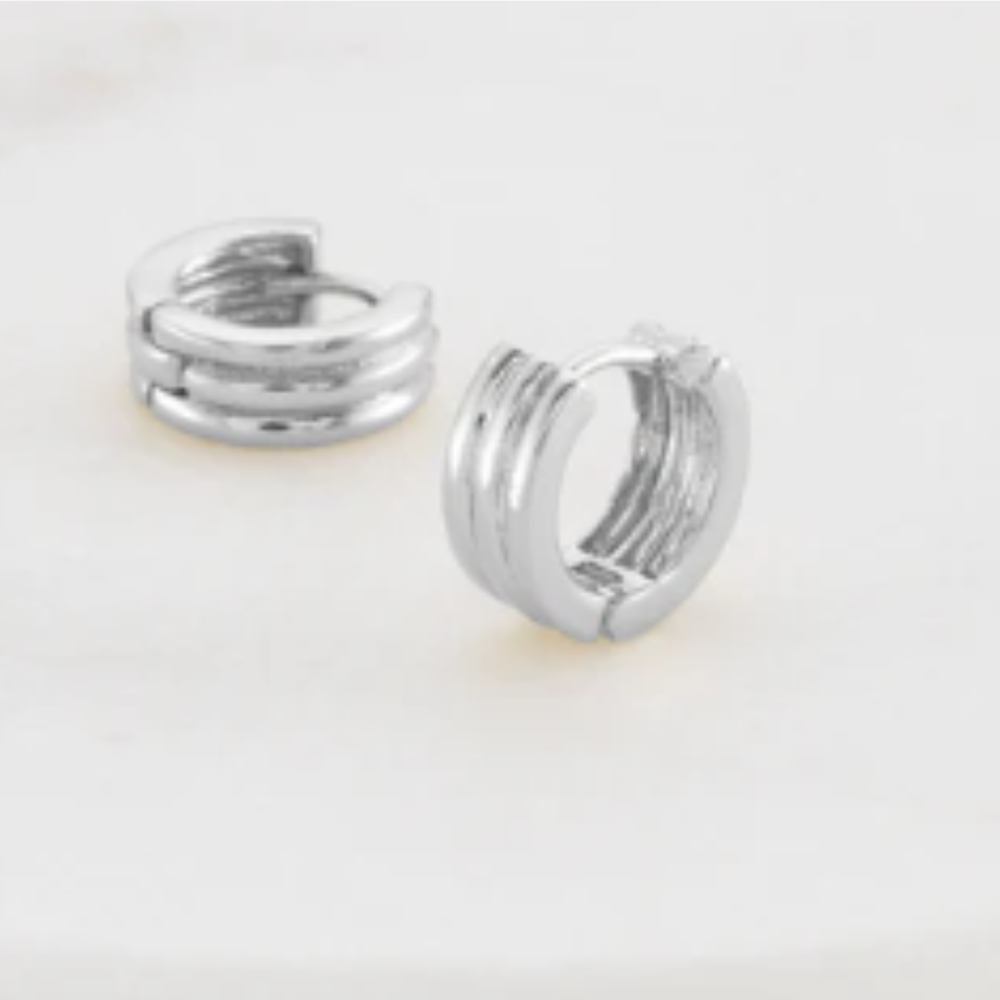 Grace Huggie Earring - Silver