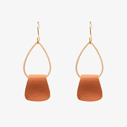 Evie Earring | Tan