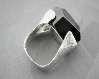 Large Faceted Onyx Ring - Size 8